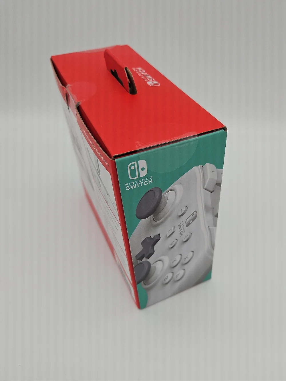 Nintendo Wired Controller - White and Gray BRAND NEW